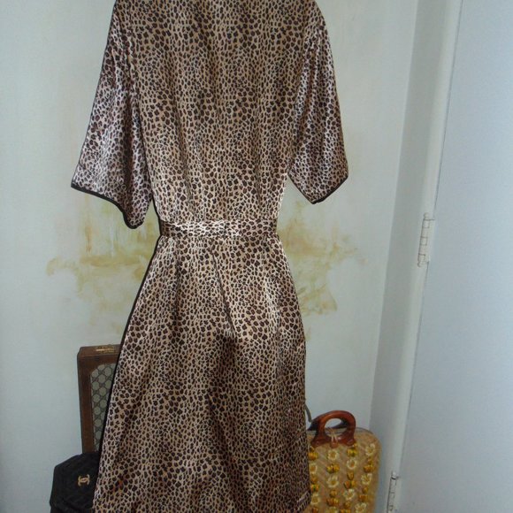 Natori Private Luxuries Silky Satin Silky Robe Large Leopard Cheetah Tie Waist L - Picture 7 of 8